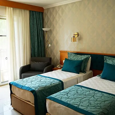 Hotel Forest Village