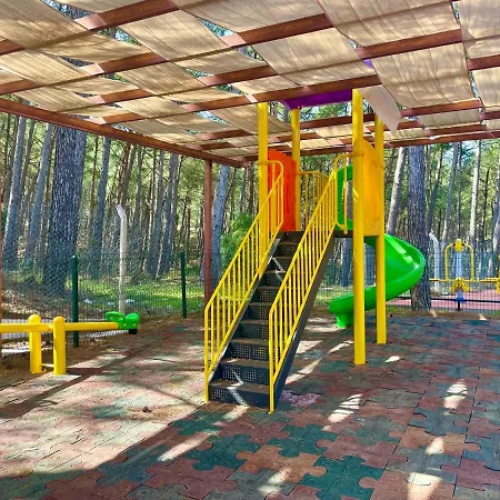 Forest Village 5* אולודניץ