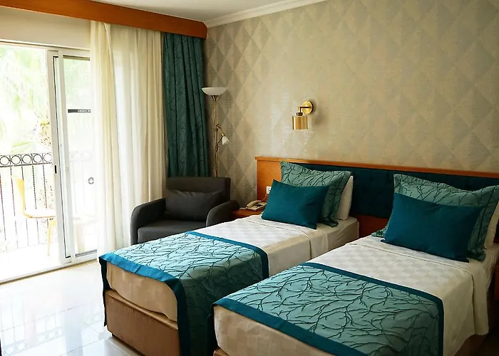 Hotel Forest Village