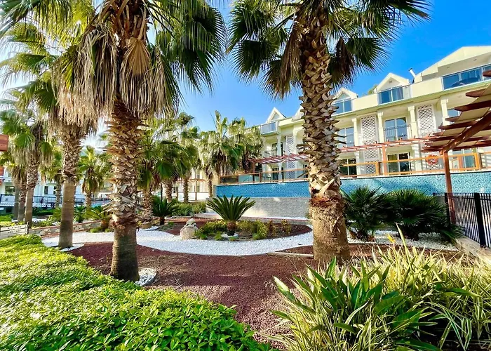 Forest Village Hotel 5*