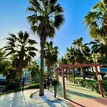 Forest Village 호텔 5*