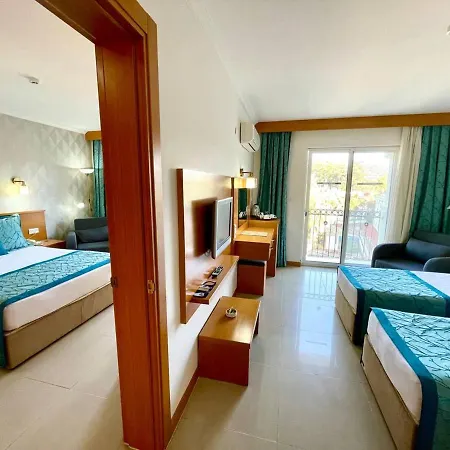 Hotel Forest Village 5*