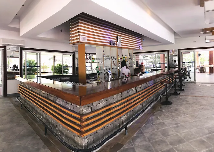 Отель Forest Village