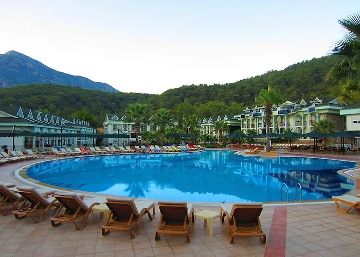 Hotel Forest Village