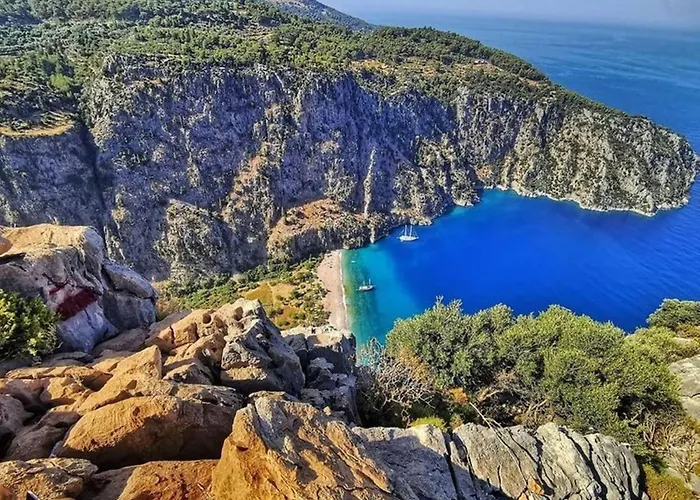 Forest Village Hotel 5*